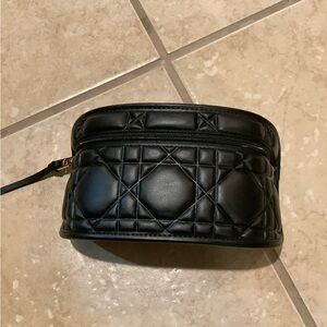 Dior Sunglasses case w/cleaning cloths